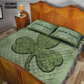 Gearhumans 3D St Patrick Shamrock Custom Name Quilt Set